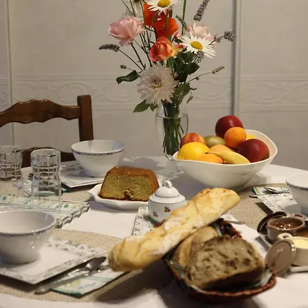 Couette-café D La Roussiere Saint-Ouen-Des-Toits