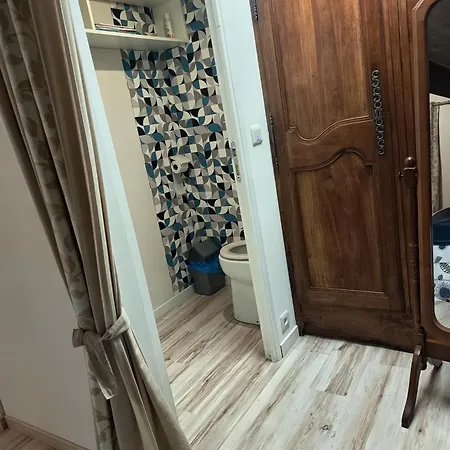 Alojamento de Acomodação e Pequeno-almoço D La Roussiere