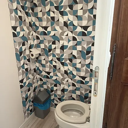 D La Roussiere Alojamento de Acomodação e Pequeno-almoço 3*