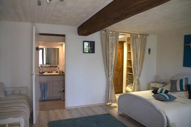 D La Roussiere Alojamento de Acomodação e Pequeno-almoço 3*