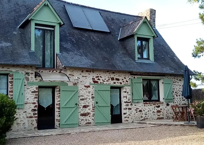 Alojamento de Acomodação e Pequeno-almoço D La Roussiere 3*